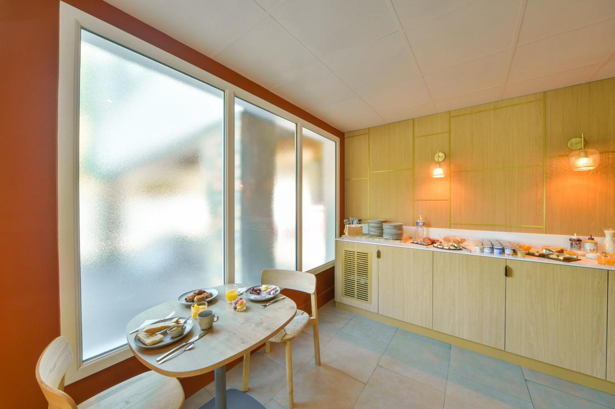 Bhoma Bourges - Hotel & Restaurant ภายนอก รูปภาพ