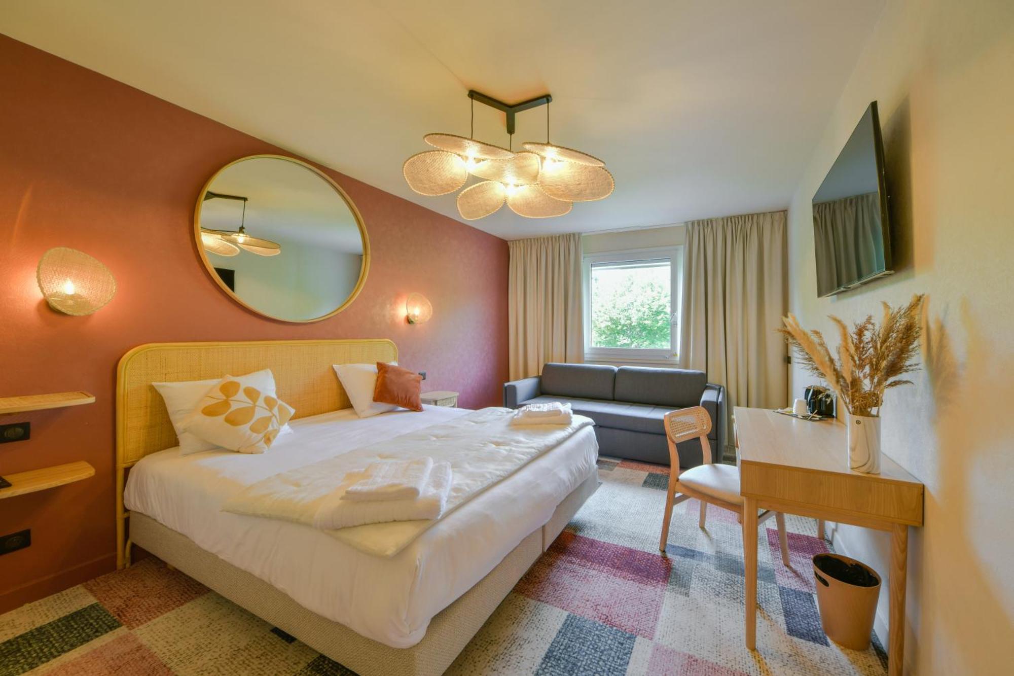 Bhoma Bourges - Hotel & Restaurant ภายนอก รูปภาพ