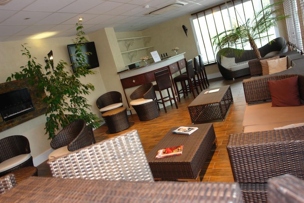 Bhoma Bourges - Hotel & Restaurant ภายนอก รูปภาพ