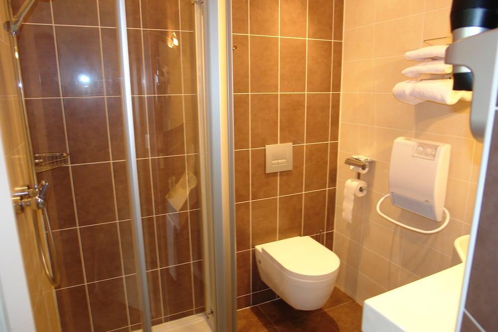 Bhoma Bourges - Hotel & Restaurant ภายนอก รูปภาพ